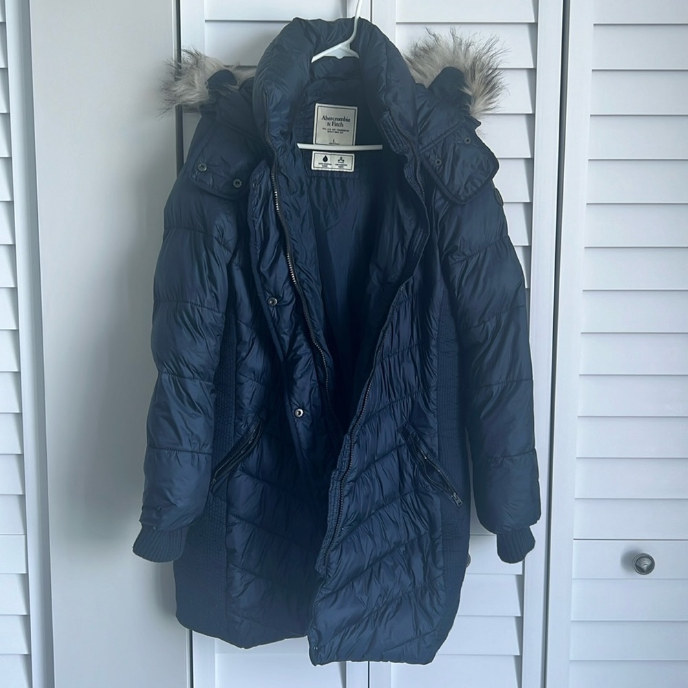 A&F navy blue puffer